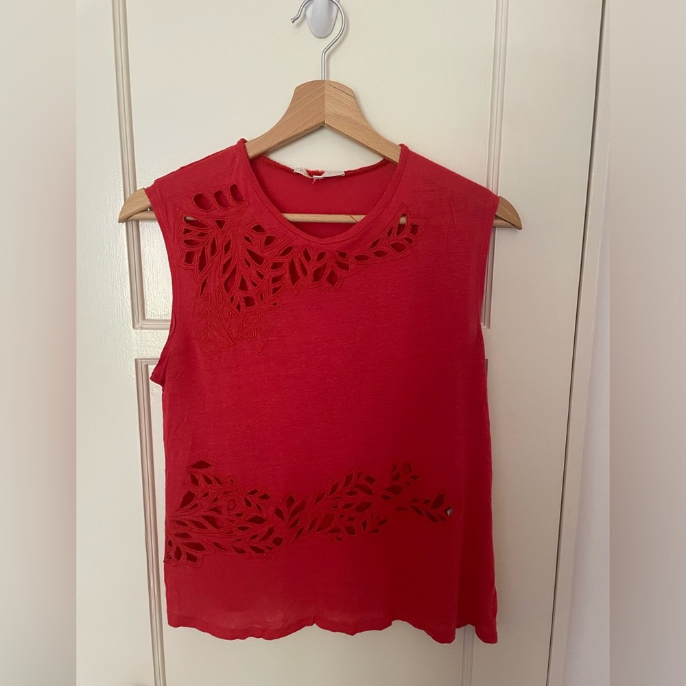 Maje red t-shirt embroidered sleeveless